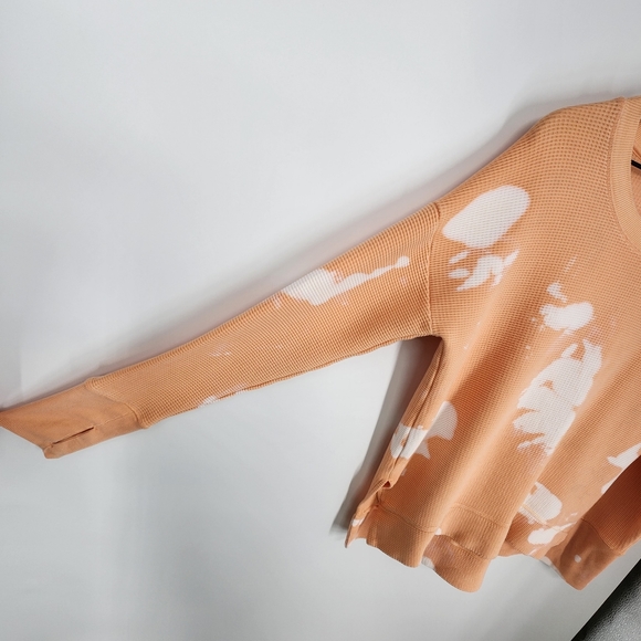 Athleta Coaster Luxe Waffle Sweatshirt Orange Bleach SZ Medium - Picture 7 of 11